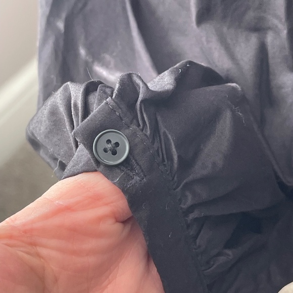 A2 - #103 OLD NAVY Long Sleeve Black Blouse, size small - Picture 3 of 5